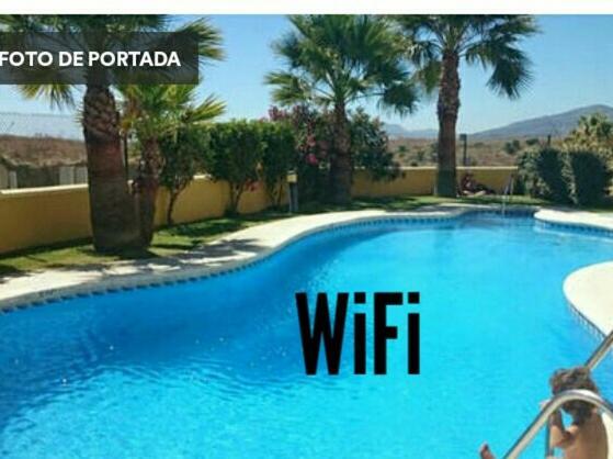 טריפה Coqueto Estudio Con Acceso A Piscina מראה חיצוני תמונה