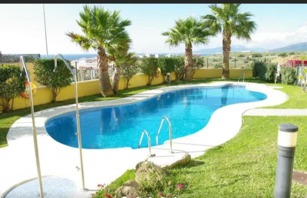 טריפה Coqueto Estudio Con Acceso A Piscina מראה חיצוני תמונה