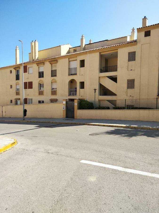 טריפה Coqueto Estudio Con Acceso A Piscina מראה חיצוני תמונה
